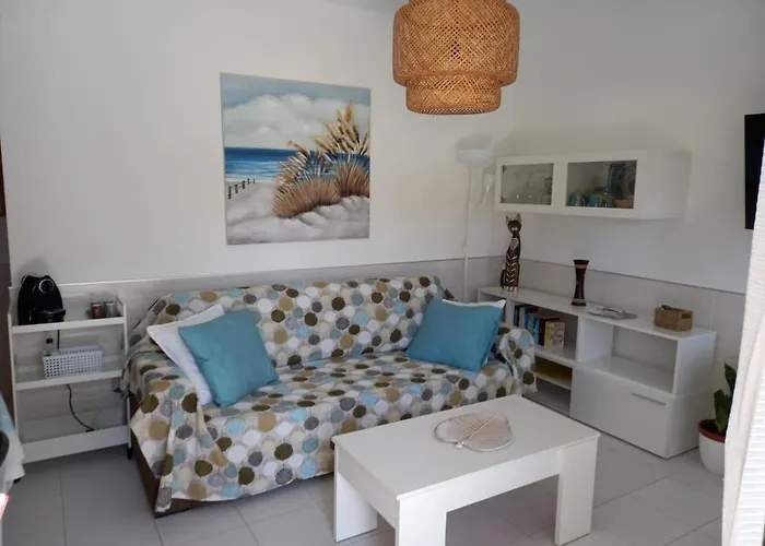 Vistas 3 アパート *